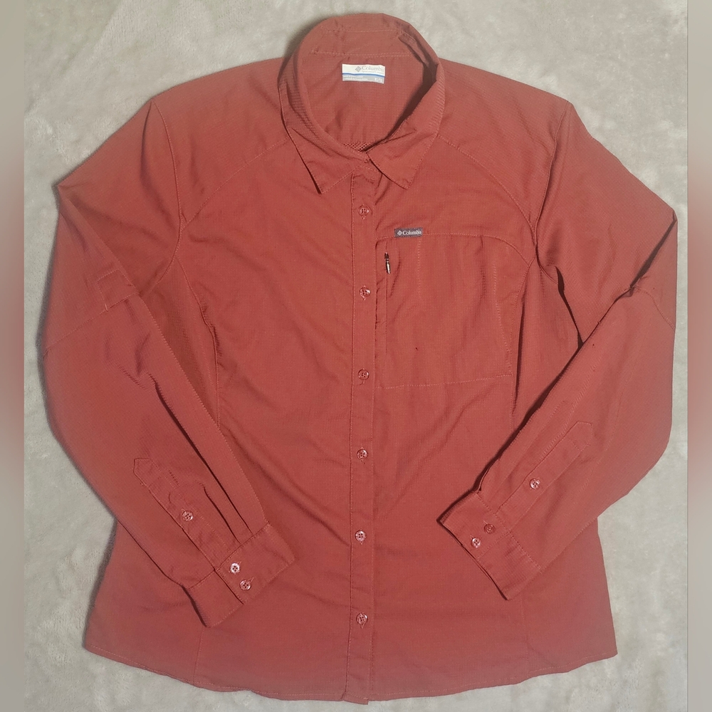 Columbia Lightweight Long Sleeve Button Up Hiking Shirt XL  Maroon Zipper Pocket